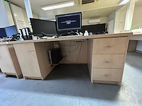 Bureau - afbeelding 1 van  3