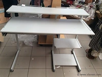 Bureau - afbeelding 1 van  2