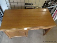 Bureau - afbeelding 2 van  2