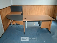 Bureau - afbeelding 2 van  6