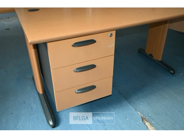 Bureau - afbeelding 5 van  6