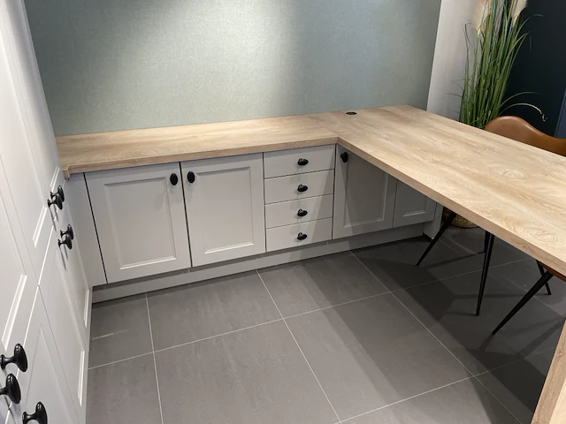 Bureau - afbeelding 5 van  9
