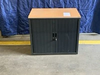 Bureaukast met laden afm plm 80 x 40 x 72 cm - afbeelding 1 van  2