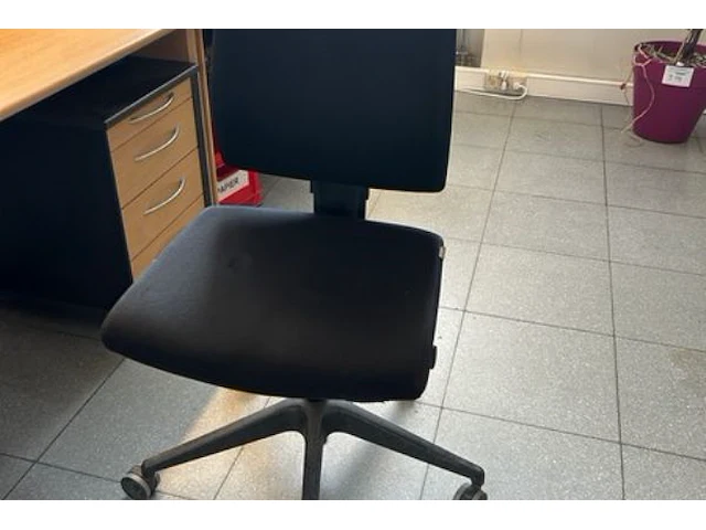 Bureaumeubelen - afbeelding 5 van  8
