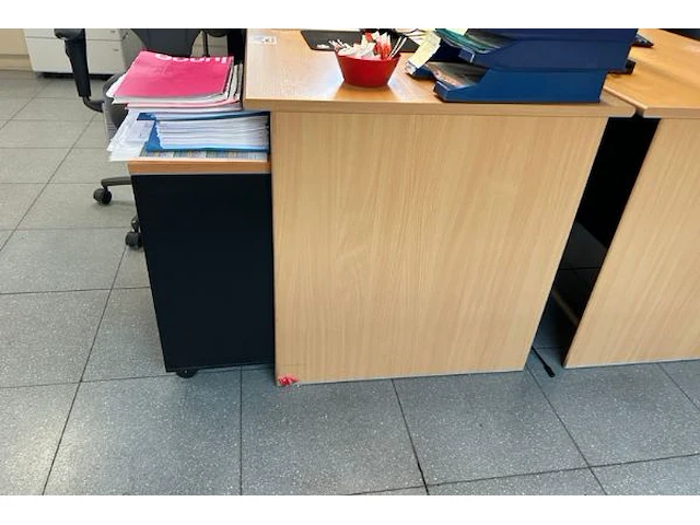 Bureaumeubelen - afbeelding 2 van  8