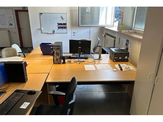 Bureaumeubelen - afbeelding 6 van  13