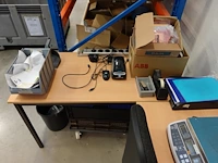 Bureauopstelling + toebehoren - afbeelding 6 van  8