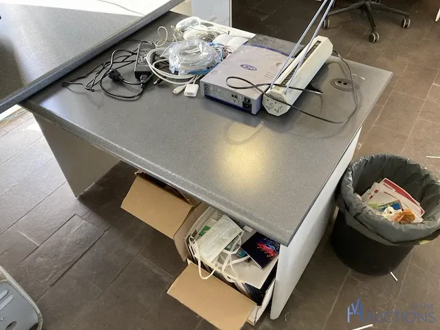 Bureauopstelling - afbeelding 8 van  8
