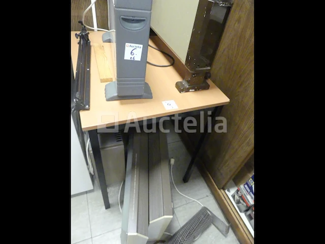 Bureaus en tafels set - afbeelding 2 van  7