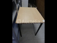 Bureaus en tafels set - afbeelding 3 van  7