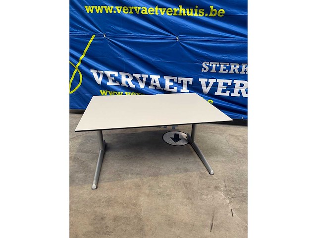 Bureautafel ahrend (3x) - afbeelding 1 van  3