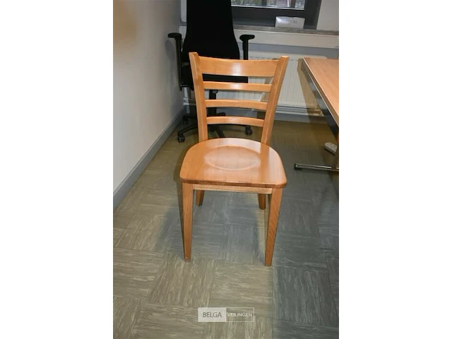 Bureautafel + bruine stoel - afbeelding 3 van  4