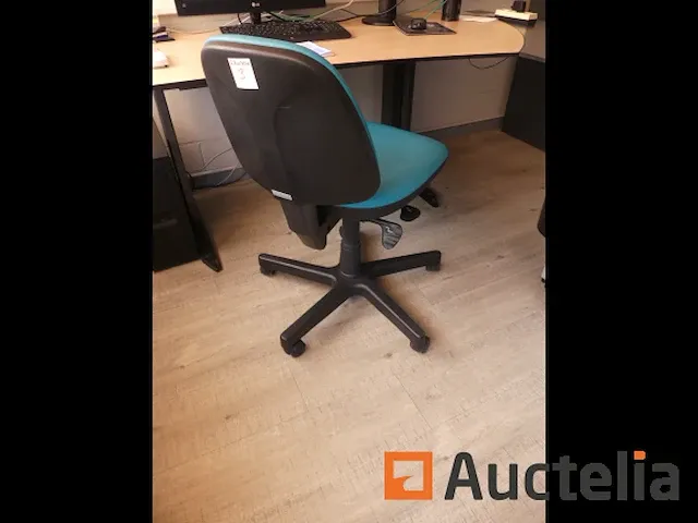 Bureautafel in l bulo - afbeelding 11 van  11