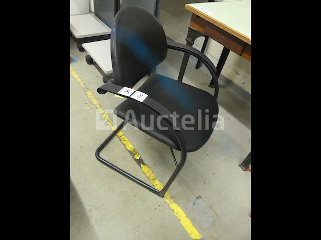 Bureautafel + stoel met armleuningen - afbeelding 3 van  6