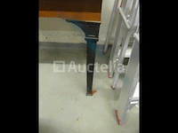 Bureautafel + stoel met armleuningen - afbeelding 4 van  6