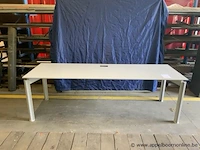 Bureautafel verstelbaar afm plm 240 x 80 x 75 cm