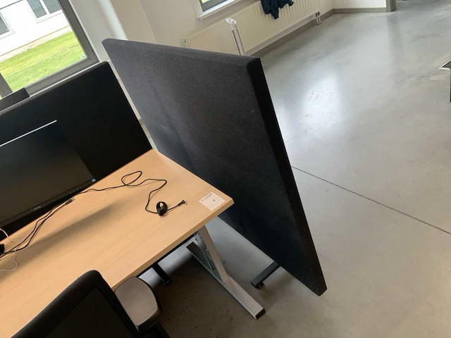 Bureautafel - afbeelding 5 van  8