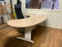 Bureautafel - afbeelding 1 van  3