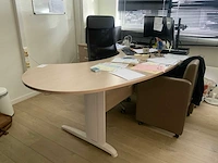 Bureautafel - afbeelding 1 van  1