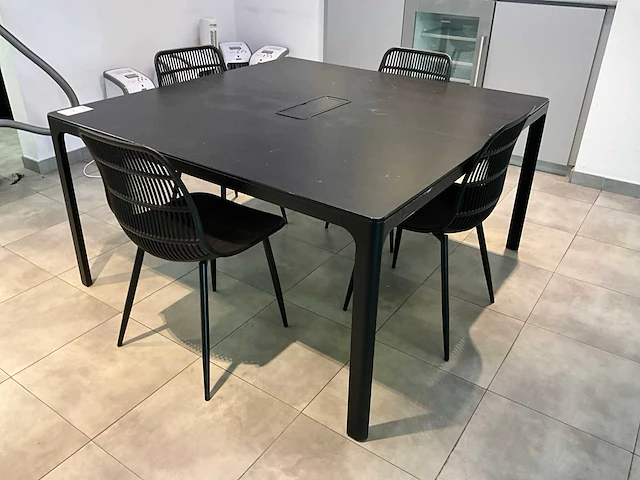 Bureautafel - afbeelding 1 van  6