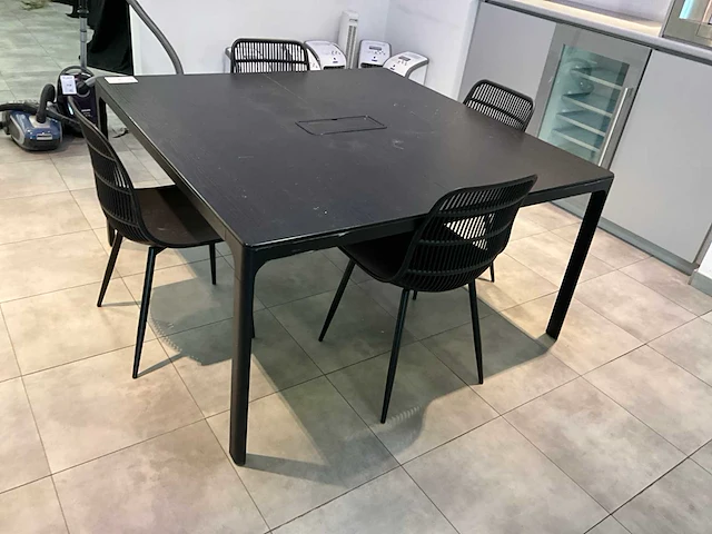 Bureautafel - afbeelding 4 van  6