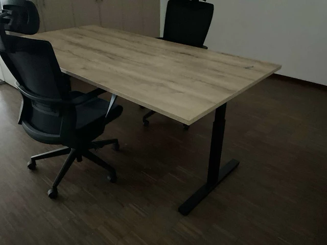 Bureautafel - afbeelding 3 van  8