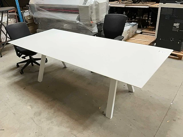 Bureautafel - afbeelding 2 van  7