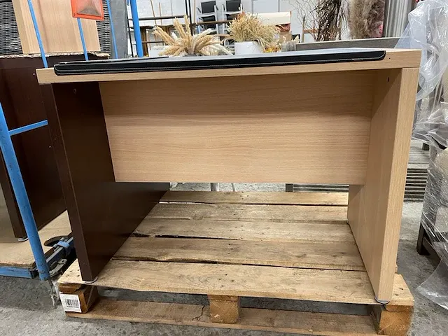 Bureautafel - afbeelding 1 van  5