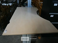 Bureautafel - afbeelding 4 van  4