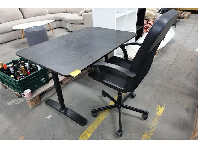 Bureautafel - afbeelding 1 van  4