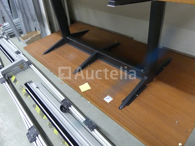 Bureautafels, plankenplanken - afbeelding 1 van  6
