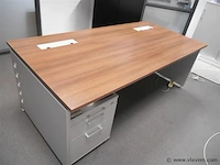 Bureel formica 200x100x74 incl 2 ladenblok - afbeelding 1 van  3