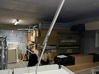 Bureellamp u-line designed bij maarten van serveren - afbeelding 1 van  1