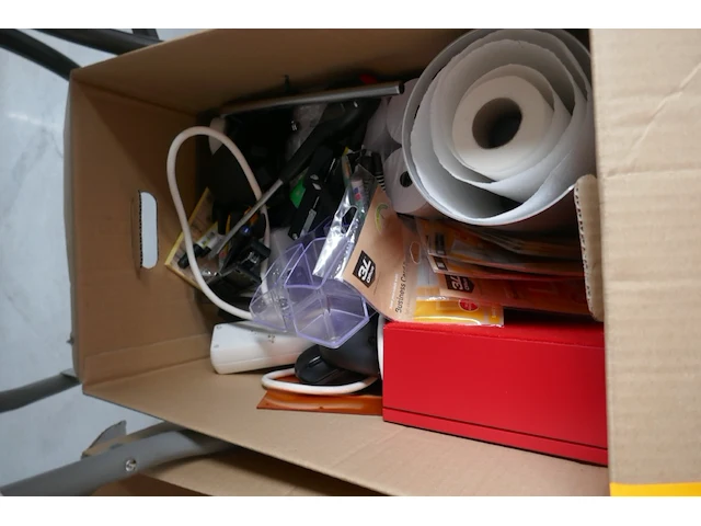 Bureelmateriaal deel 1 - afbeelding 4 van  5