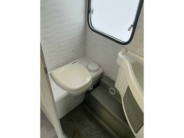 Bürstner 4903tm caravan - afbeelding 15 van  16