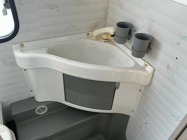 Bürstner 4903tm caravan - afbeelding 16 van  16