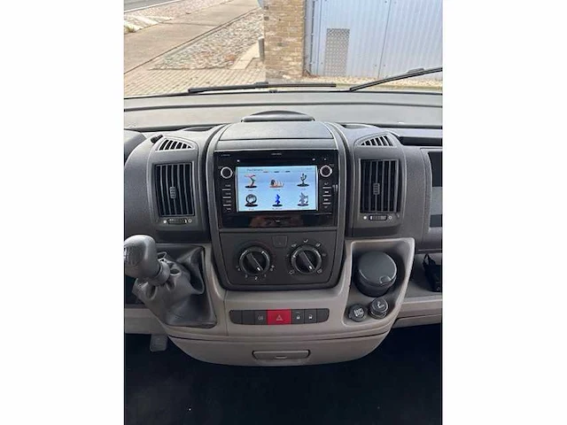 Burstner gmbh 1684 - 2030 - campervan - afbeelding 9 van  37