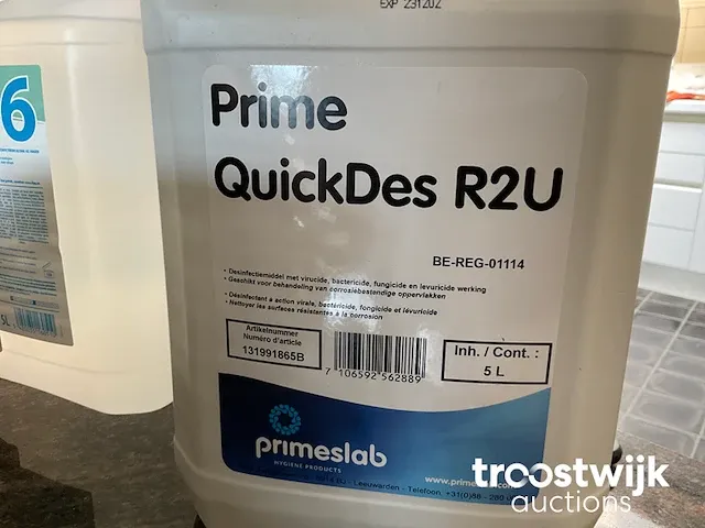 Bus desinfecterend product - afbeelding 2 van  3
