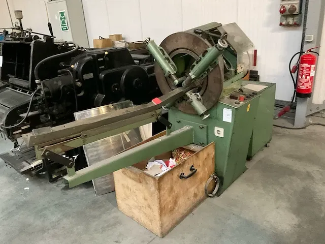 Busch hydraulisch stanskanon - afbeelding 1 van  13