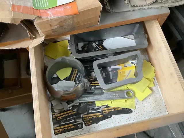Busch hydraulisch stanskanon - afbeelding 13 van  13