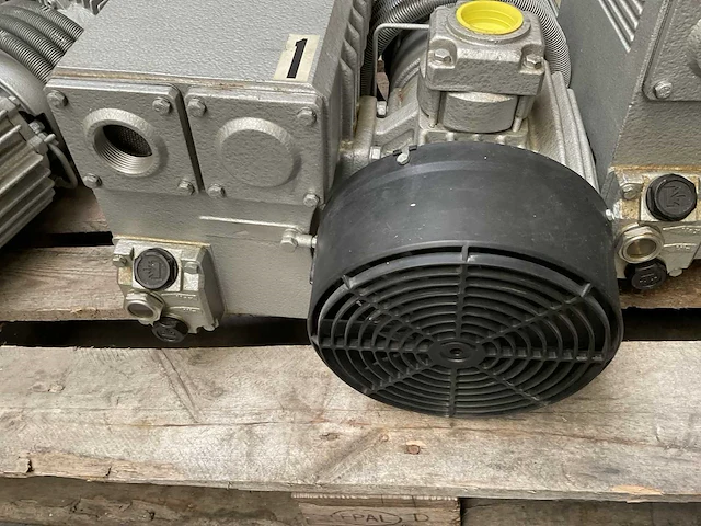 Busch rc 0100 e 503 vacuümpomp - afbeelding 5 van  7