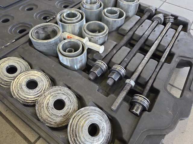 Bussentrekkerset - afbeelding 2 van  3