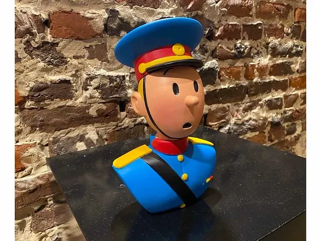 Buste van kuifje (als militair) - saint emett - afbeelding 1 van  3