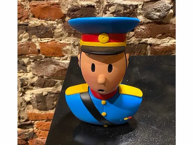Buste van kuifje (als militair) - saint emett - afbeelding 2 van  3