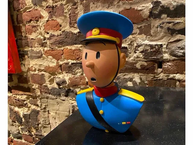 Buste van kuifje (als militair) - saint emett - afbeelding 3 van  3