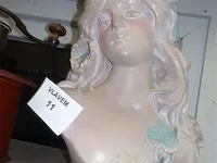 Buste - afbeelding 1 van  1