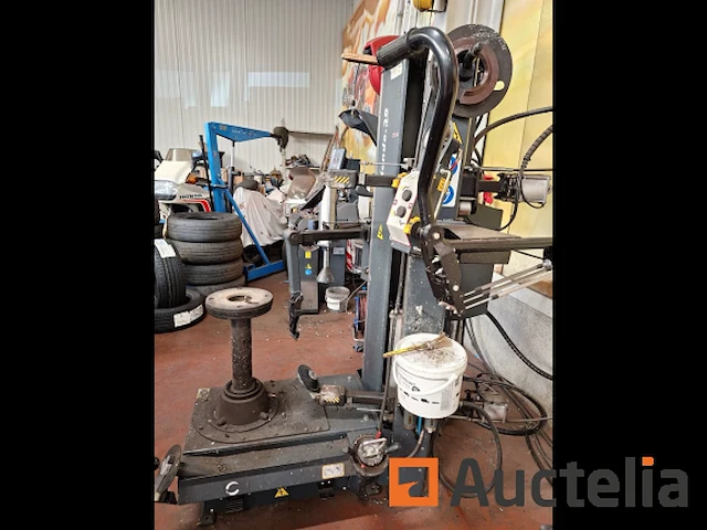 Butler kendo automatische bandenwisselaars. 30 licht - afbeelding 2 van  4