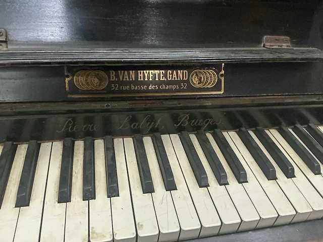B.van hyfte wandpiano - afbeelding 4 van  5