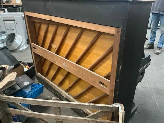 B.van hyfte wandpiano - afbeelding 5 van  5