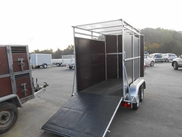 Bw dieren aanhangwagen - afbeelding 3 van  4